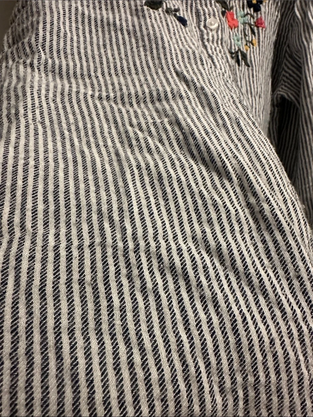 Old Navy striped button